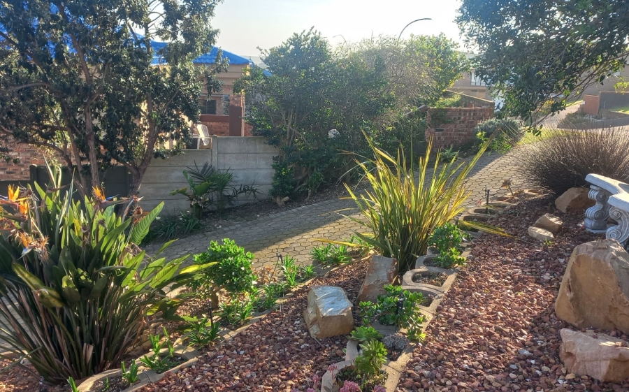 5 Bedroom Property for Sale in Dana Bay Western Cape